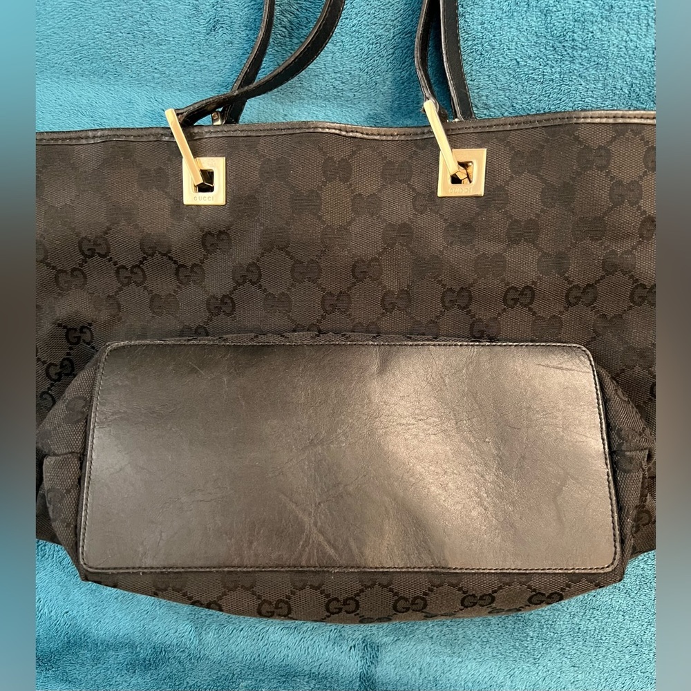 Vintage Gucci GG Black Canvas Tote Handbag - Picture 3 of 11